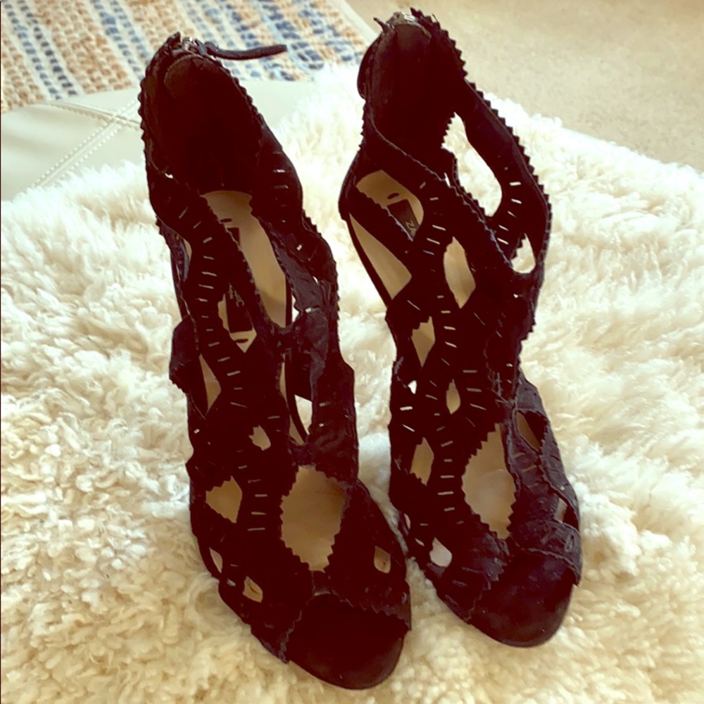 Sandal